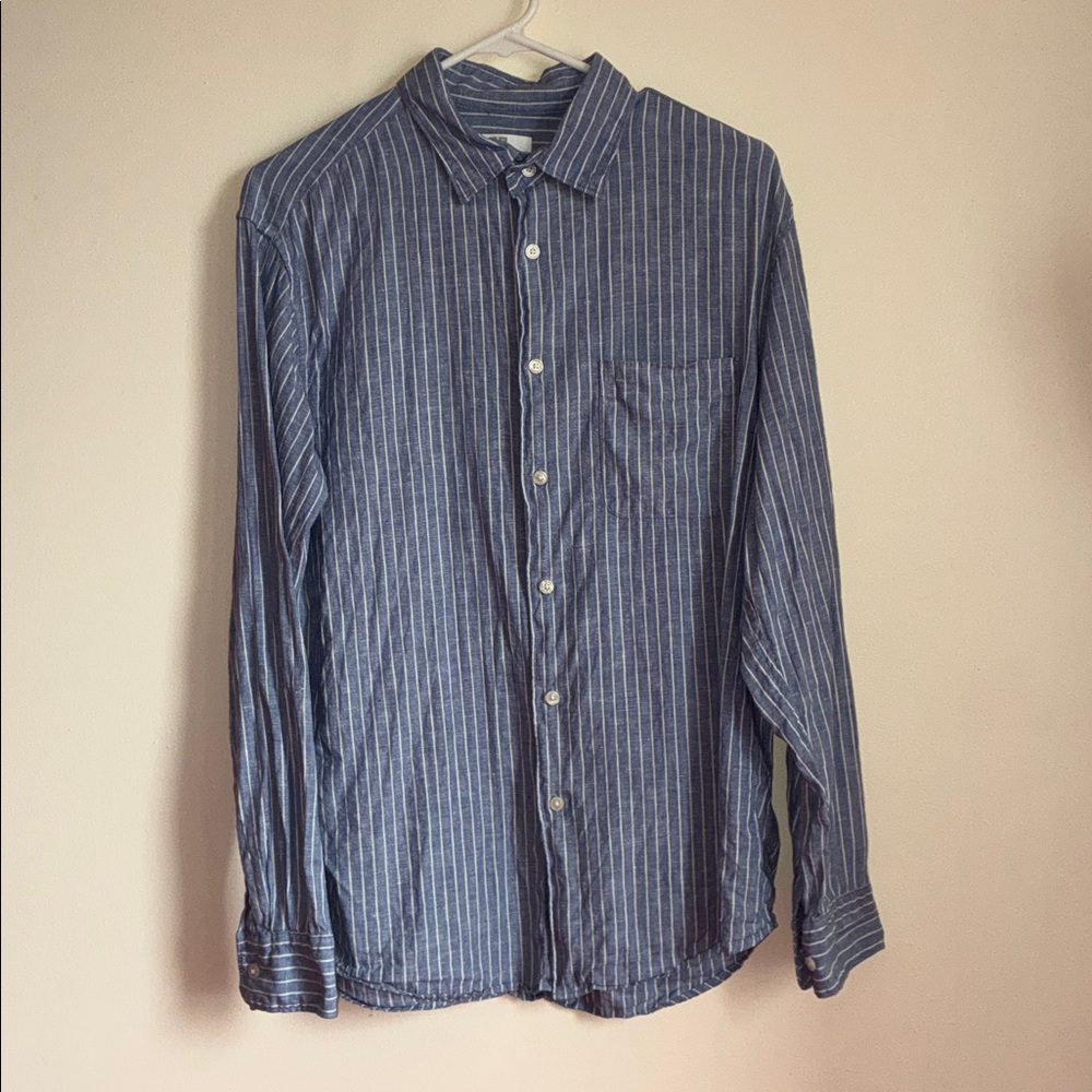 Uniqlo 100% Linen Blue Striped Button-Up Shirt